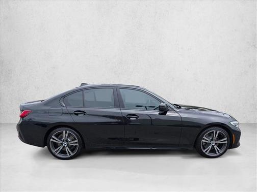Black Sapphire Metallic 2022 BMW 330 330i