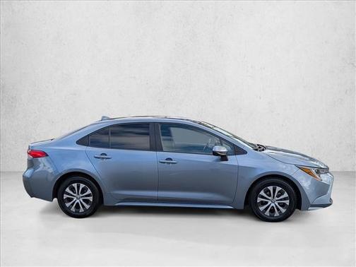2022 Toyota Corolla Hybrid LE