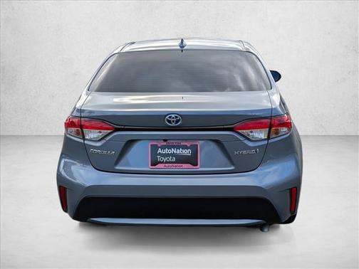 2022 Toyota Corolla Hybrid LE