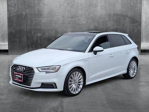2017 Audi A3 e-tron 1.4T Tech Premium Plus