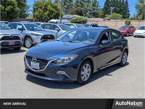 2014 Mazda Mazda3 i Sport