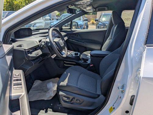 Wind Chill Pearl 2026 Toyota bZ XLE