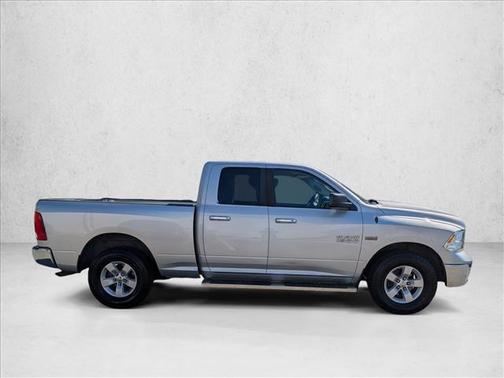 Bright Silver Metallic Clearcoat 2014 RAM 1500 SLT