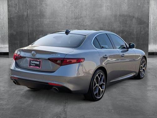 2017 Alfa Romeo Giulia Ti