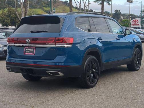 2025 Volkswagen Atlas 2.0T SE w/Technology 4MOTION