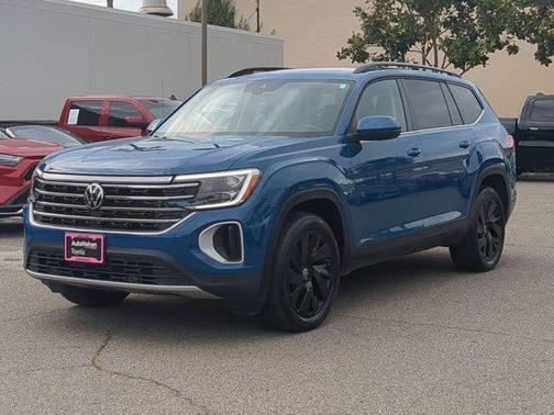 2025 Volkswagen Atlas 2.0T SE w/Technology 4MOTION