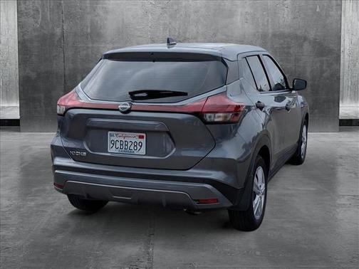 2022 Nissan Kicks S