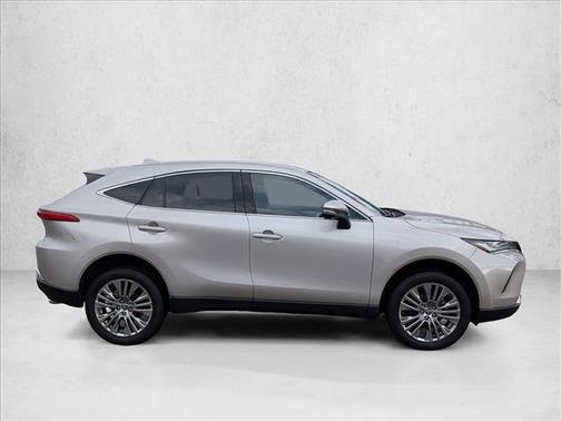 2023 Toyota Venza XLE