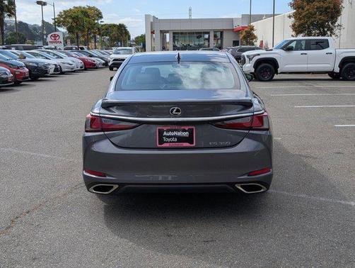 2021 Lexus ES 350 Base
