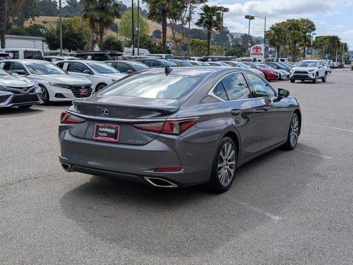 2021 Lexus ES 350 Base