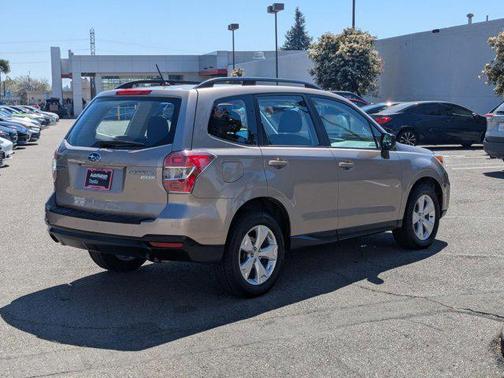 2015 Subaru Forester 2.5i