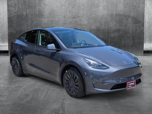 2023 Tesla Model Y Long Range Dual Motor All-Wheel Drive