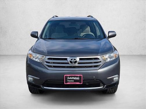 2013 Toyota Highlander SE