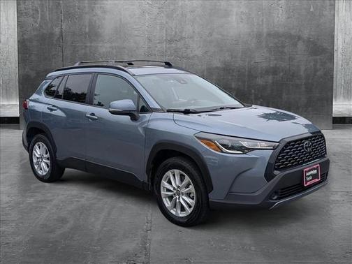 2022 Toyota Corolla Cross LE