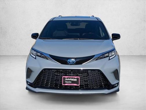 2024 Toyota Sienna XSE 7 Passenger