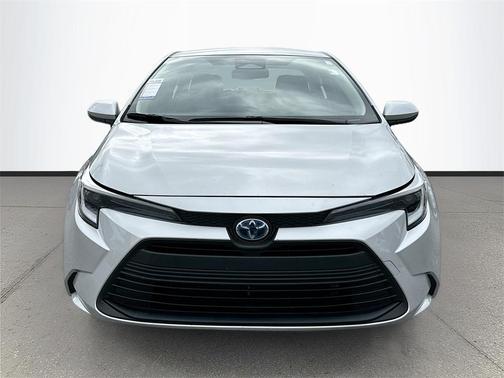 2025 Toyota Corolla Hybrid SE
