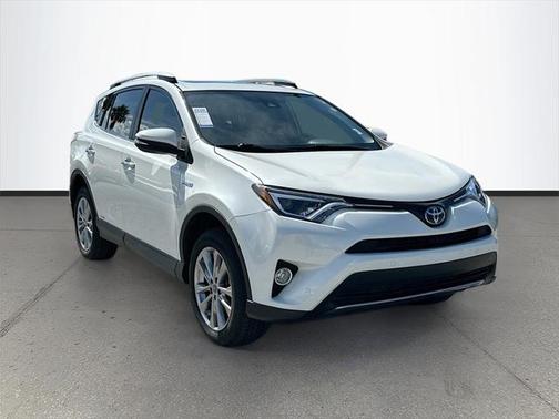 2018 Toyota RAV4 Hybrid SE
