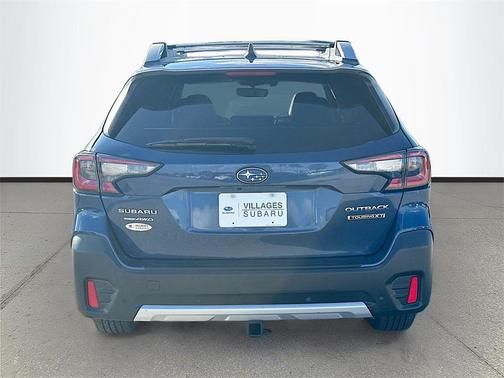 2022 Subaru Outback Touring XT