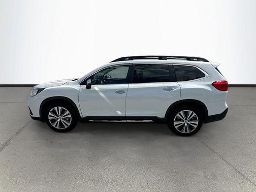 Crystal White Pearl 2020 Subaru Ascent Touring 7-Passenger