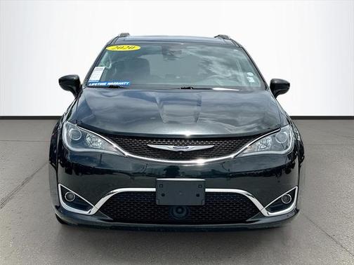 2020 Chrysler Pacifica Touring-L Plus