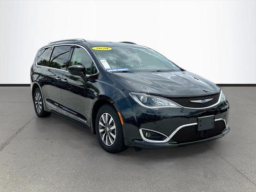 2020 Chrysler Pacifica Touring-L Plus