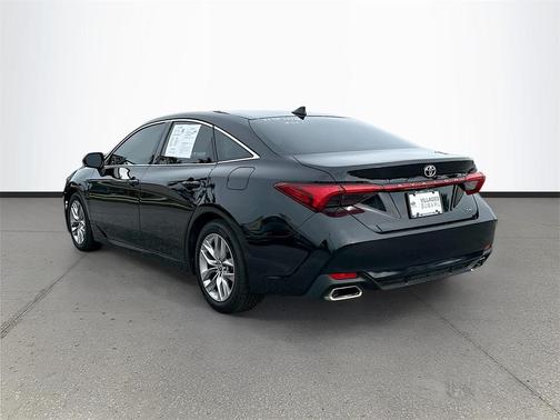 2021 Toyota Avalon XLE