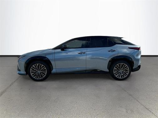 2023 Lexus RZ 450e Luxury