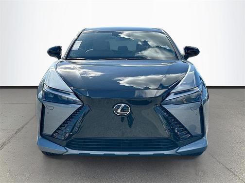 2023 Lexus RZ 450e Luxury