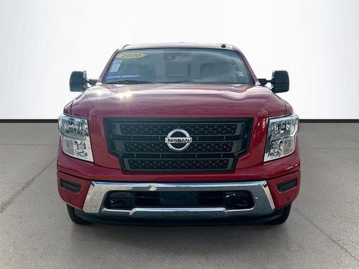 2020 Nissan Titan SV