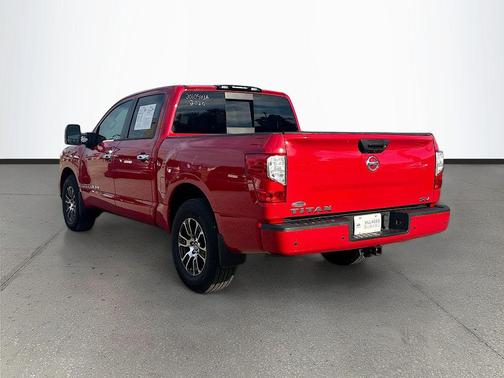 2020 Nissan Titan SV