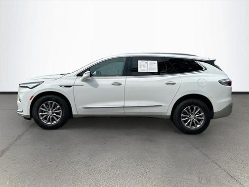 2022 Buick Enclave FWD Essence