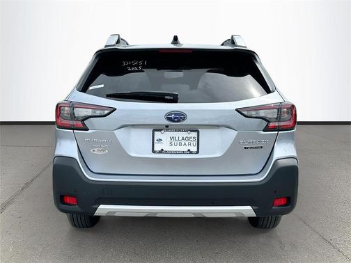 2025 Subaru Outback Touring