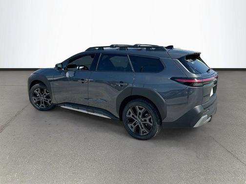 Magnetite Gray Metallic 2026 Subaru Trailseeker Limited