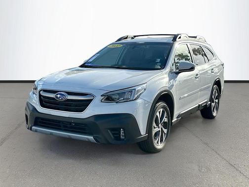 Crystal White Pearl 2022 Subaru Outback Limited