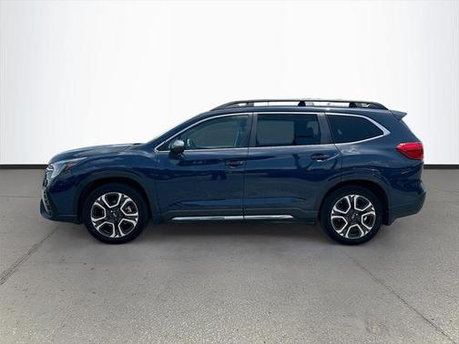 2023 Subaru Ascent Limited 8-Passenger