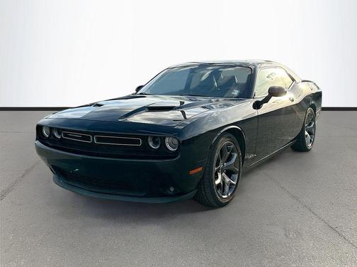 2015 Dodge Challenger SXT Plus