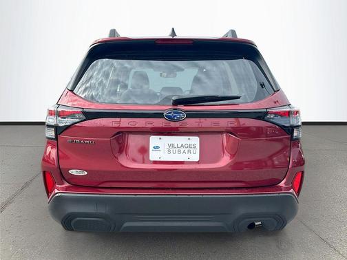 2025 Subaru Forester Base