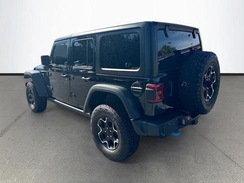 Black Clearcoat 2022 Jeep Wrangler Unlimited 4xe Rubicon