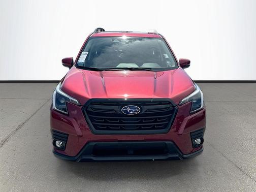 Crimson Red Pearl 2024 Subaru Forester Limited
