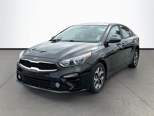 Aurora Black 2020 Kia Forte LXS
