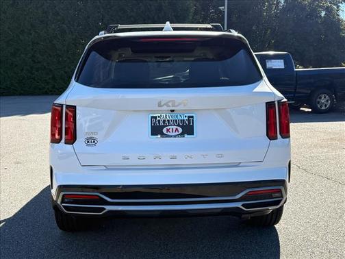 2022 Kia Sorento SX