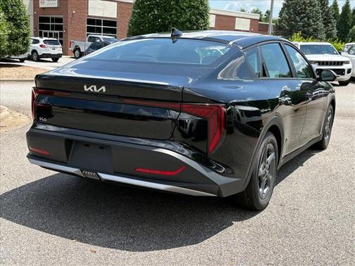 Aurora Black Pearl 2026 Kia K4 LXS