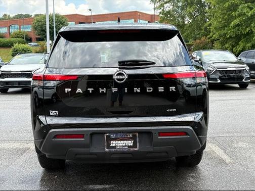 2023 Nissan Pathfinder S 4WD