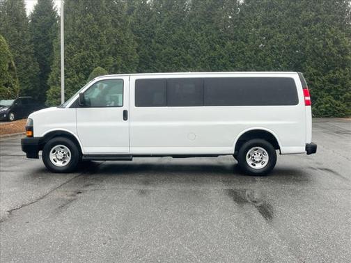 2022 Chevrolet Express 3500 RWD 3500 Extended Wheelbase LS