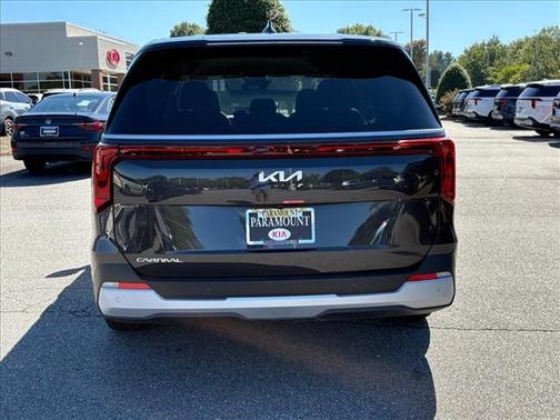 2026 Kia Carnival LXS