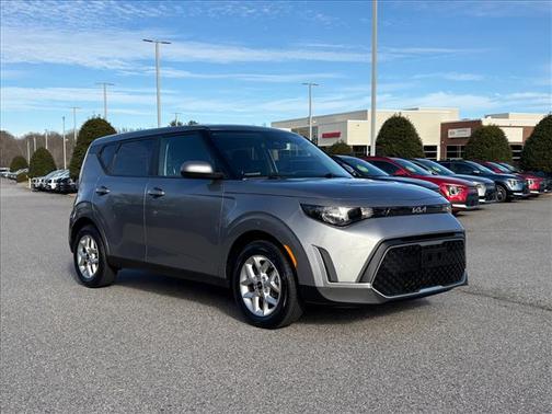 2024 Kia Soul LX