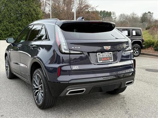2024 Cadillac XT4 Sport