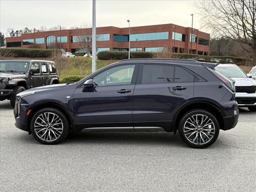 2024 Cadillac XT4 Sport