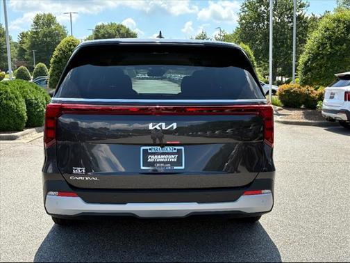 2026 Kia Carnival LX