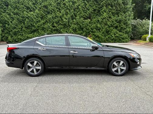 2022 Nissan Altima 2.5 SL